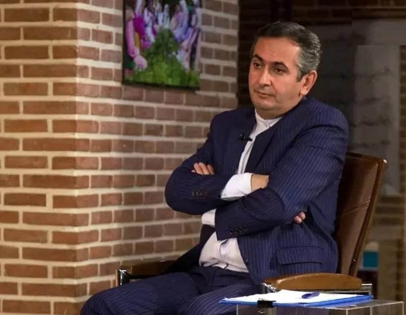 صدا و سیما باید صدای همه اقشار و مفاخر ملی را به درستی منعکس کند
